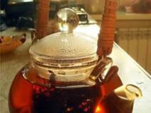 Заварка чая как удобрение: миф или реальность